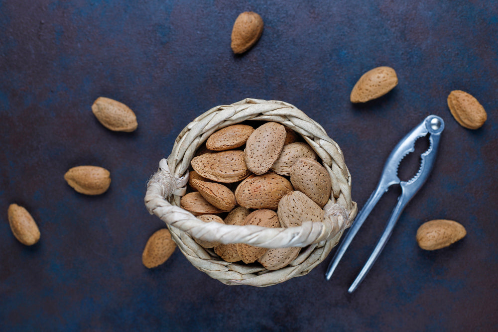 Chota Katha Almonds (With Shell)